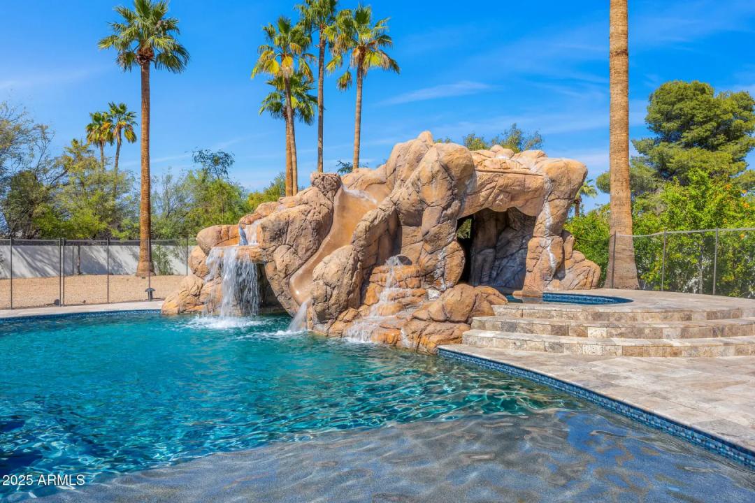 Real Estate Picture 35