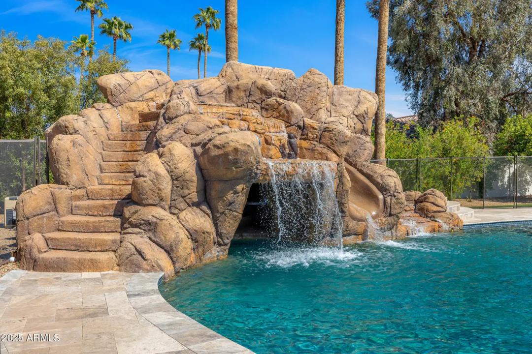 Real Estate Picture 36