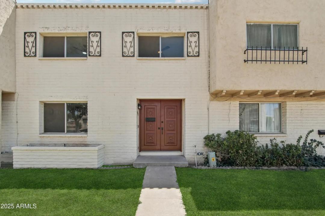 Real Estate Picture 2