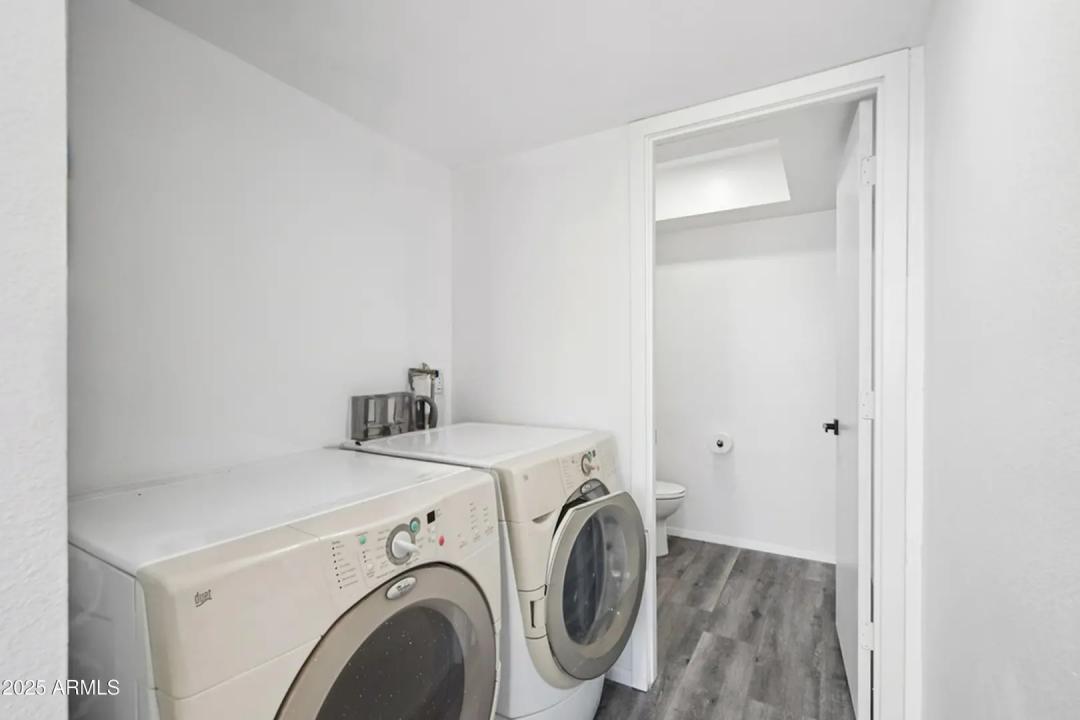 Real Estate Picture 12