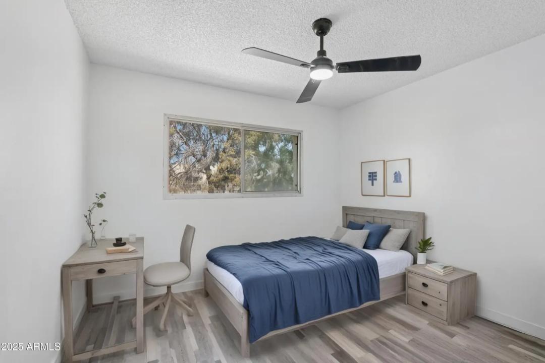 Real Estate Picture 20