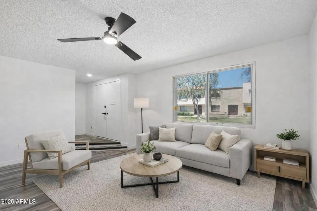 Real Estate Picture 2