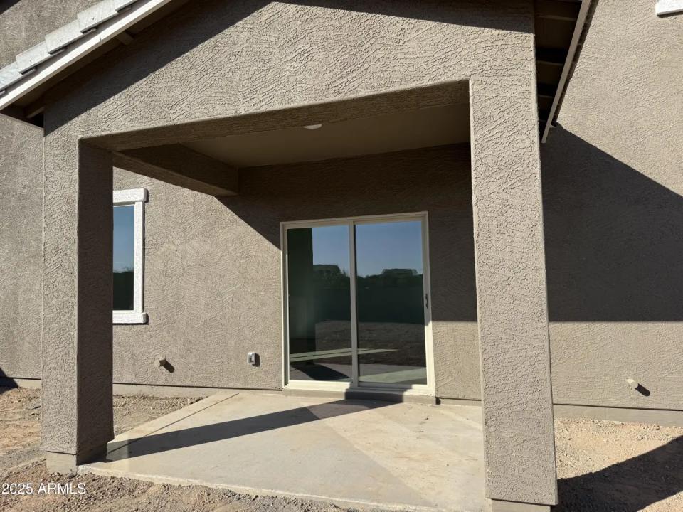 Real Estate Picture 16