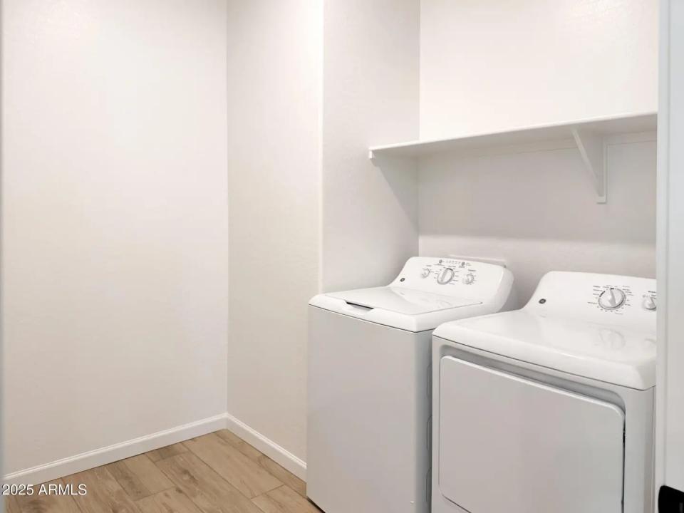 Real Estate Picture 10