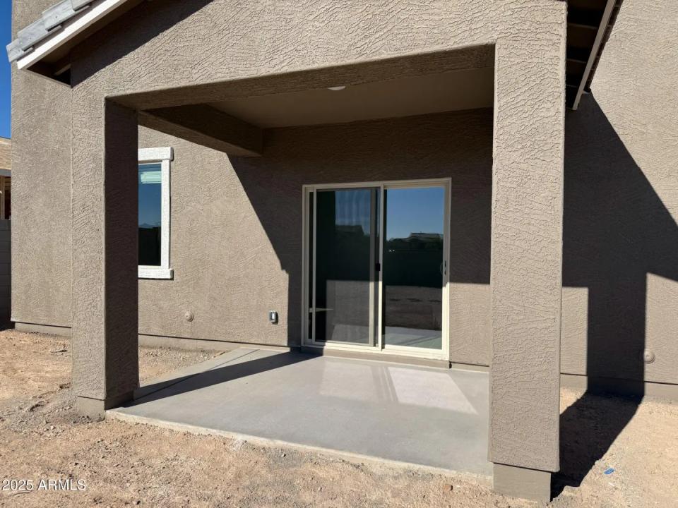 Real Estate Picture 18