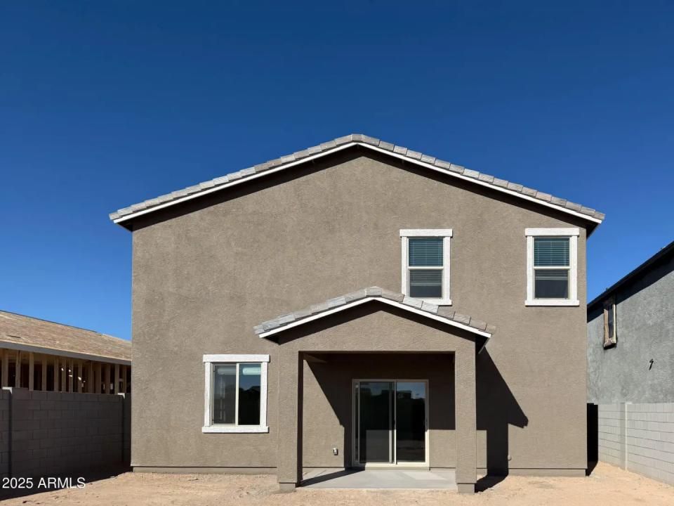 Real Estate Picture 19