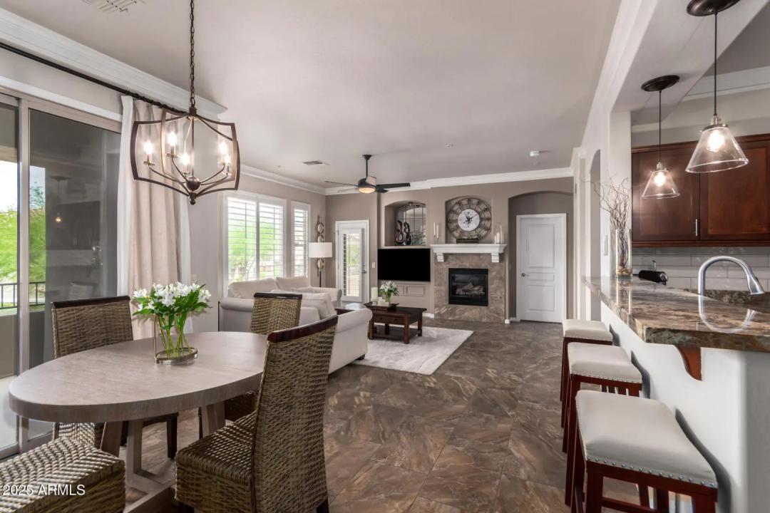 Real Estate Picture 11