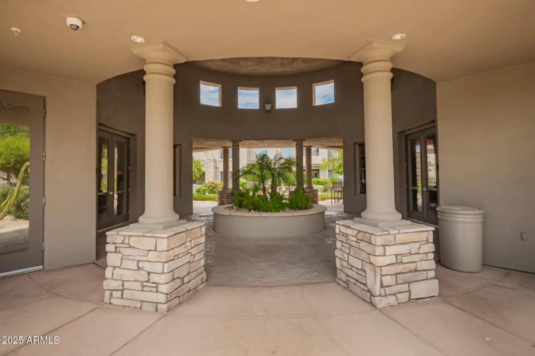 Real Estate Picture 25