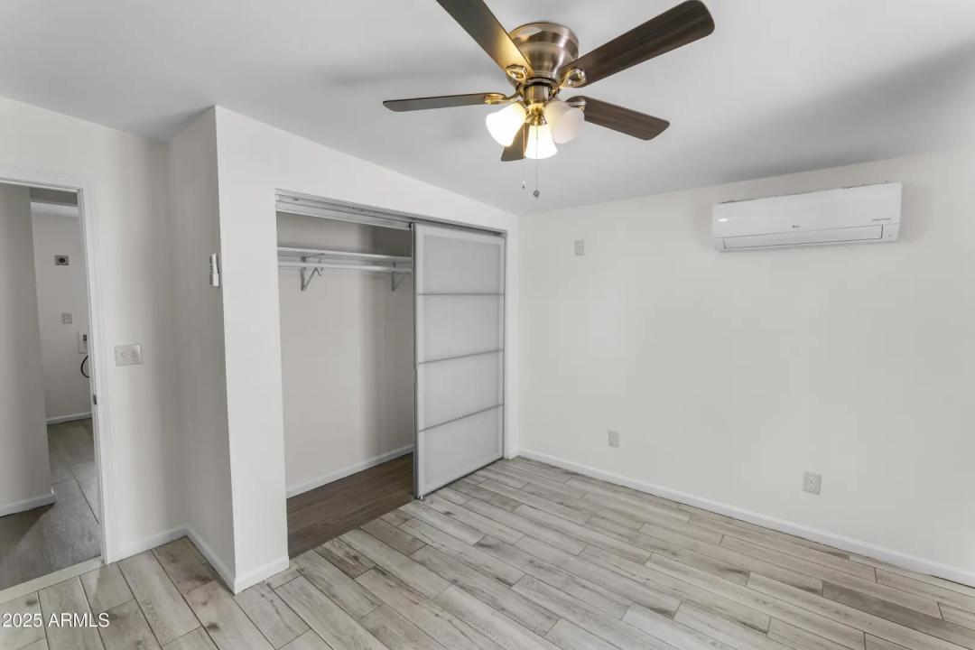 Real Estate Picture 9