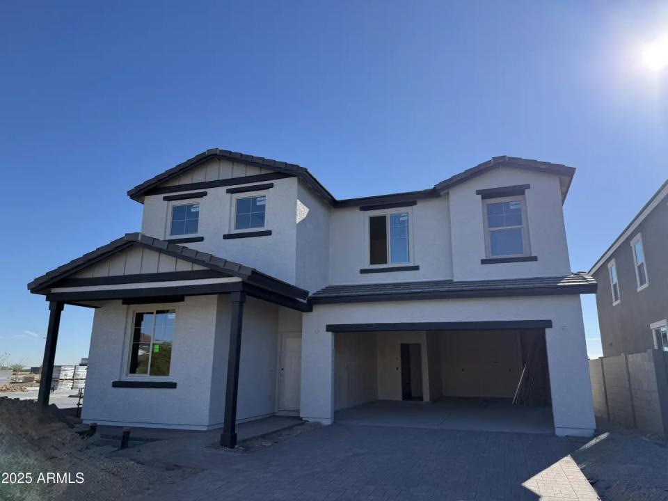 Real Estate Picture 2