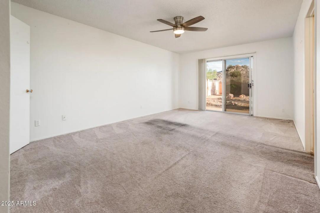 Real Estate Picture 13