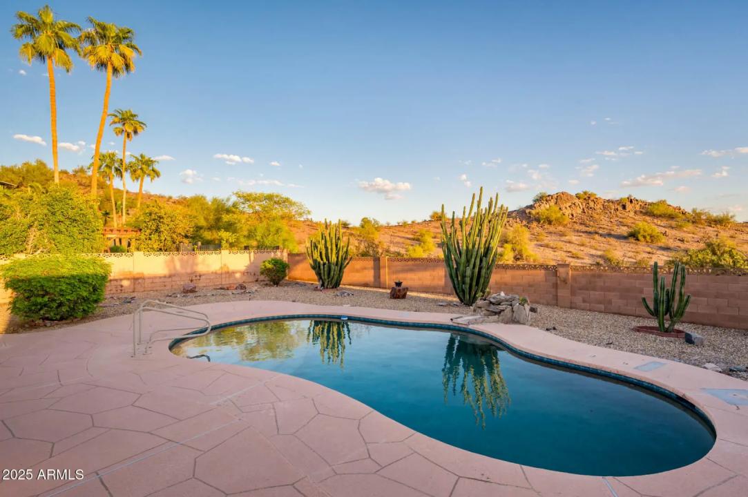Real Estate Picture 20