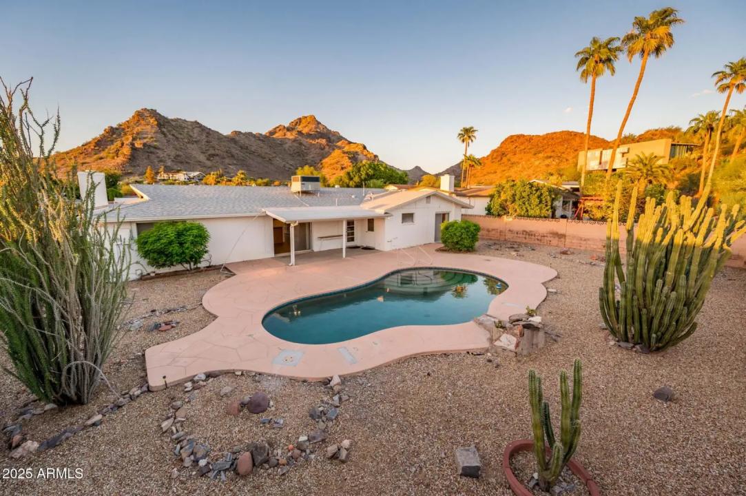 Real Estate Picture 21