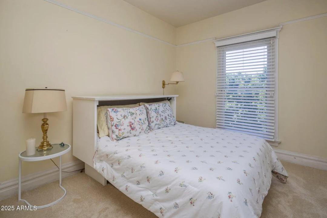 Real Estate Picture 29