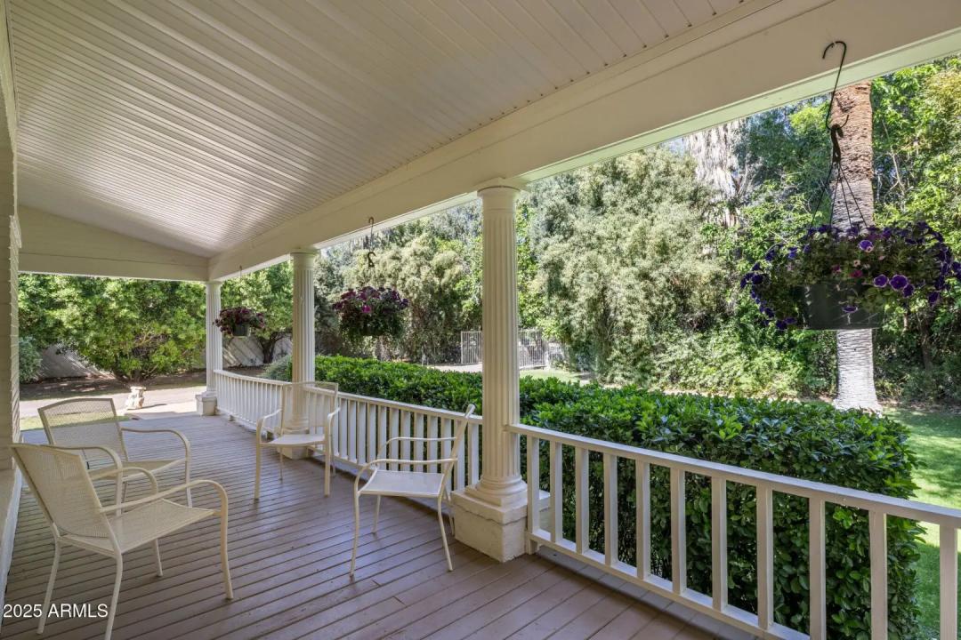 Real Estate Picture 39