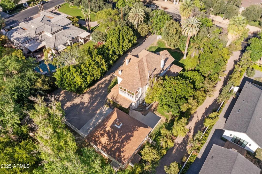 Real Estate Picture 46