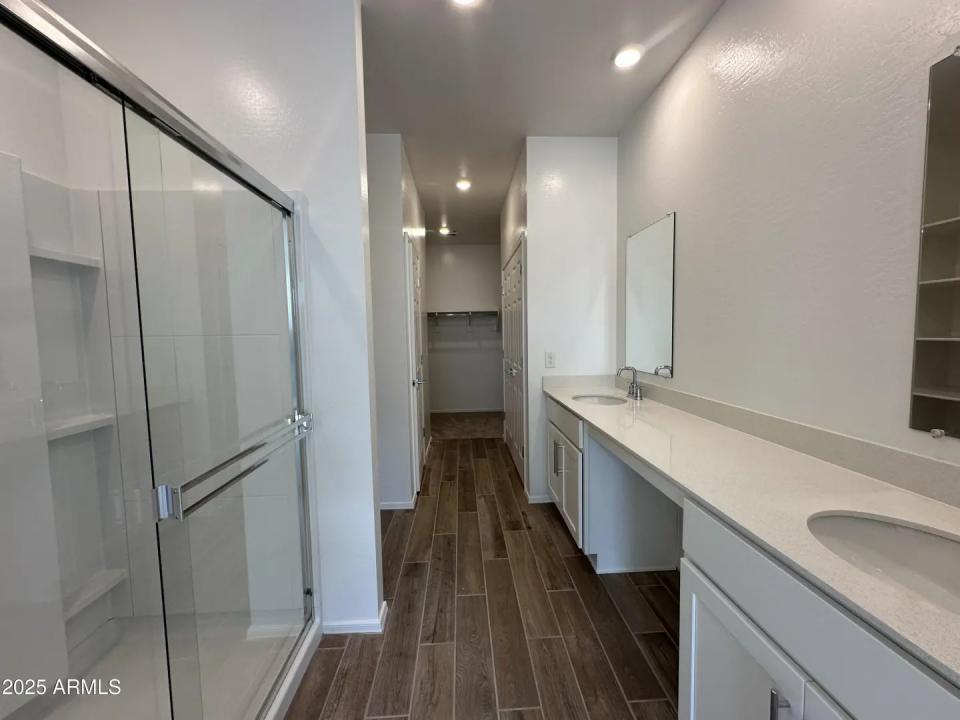 Real Estate Picture 20