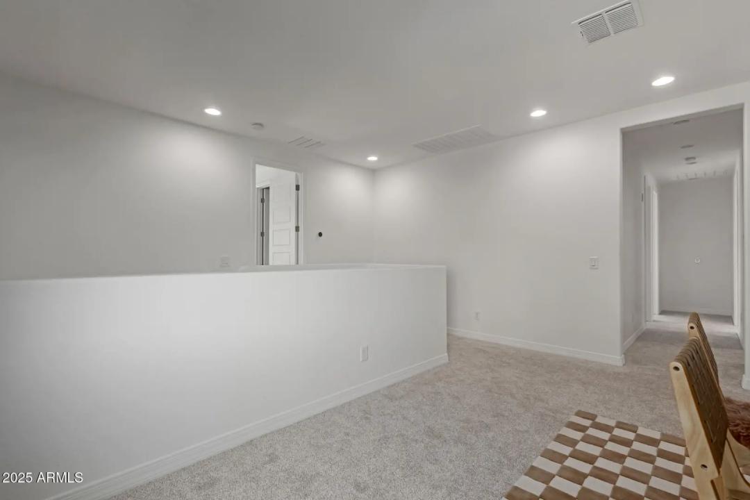 Real Estate Picture 12
