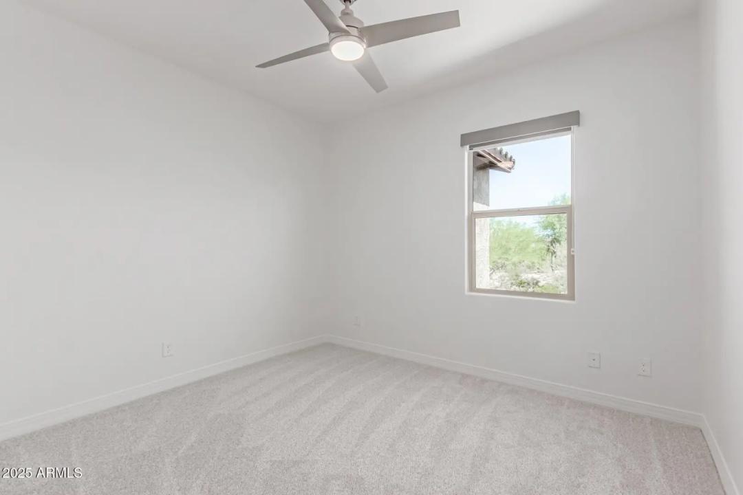 Real Estate Picture 25