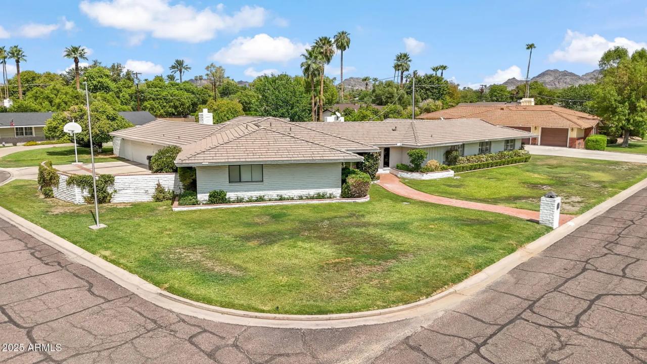 Real Estate Picture 60