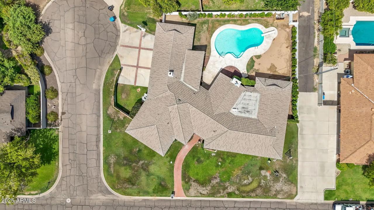 Real Estate Picture 38