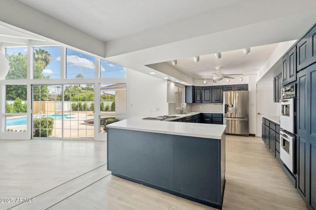 Real Estate Picture 19