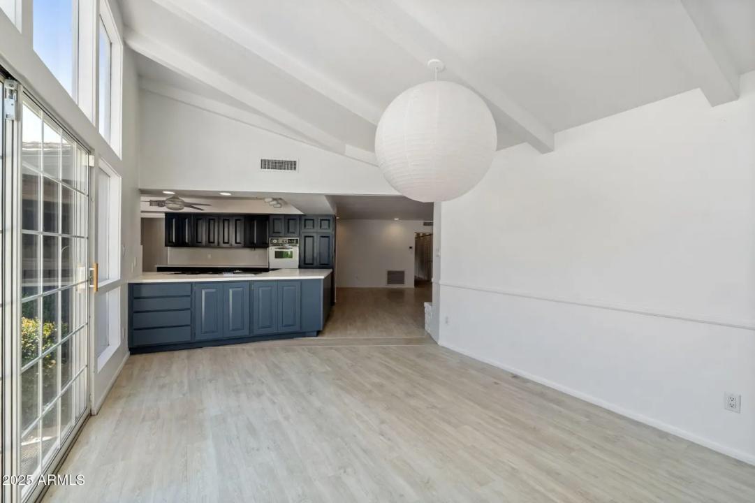 Real Estate Picture 21