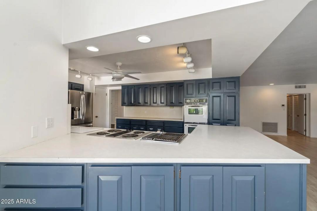 Real Estate Picture 26