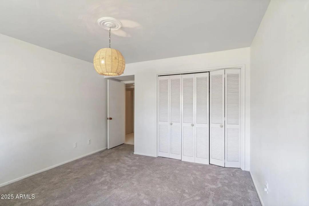 Real Estate Picture 33