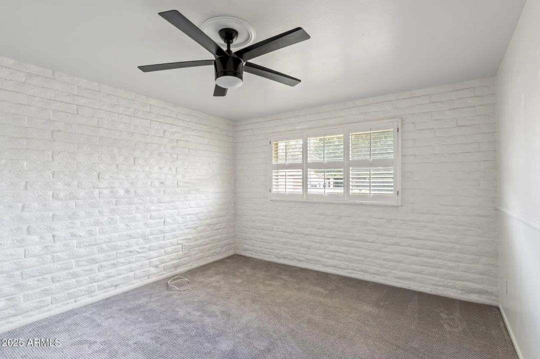 Real Estate Picture 34