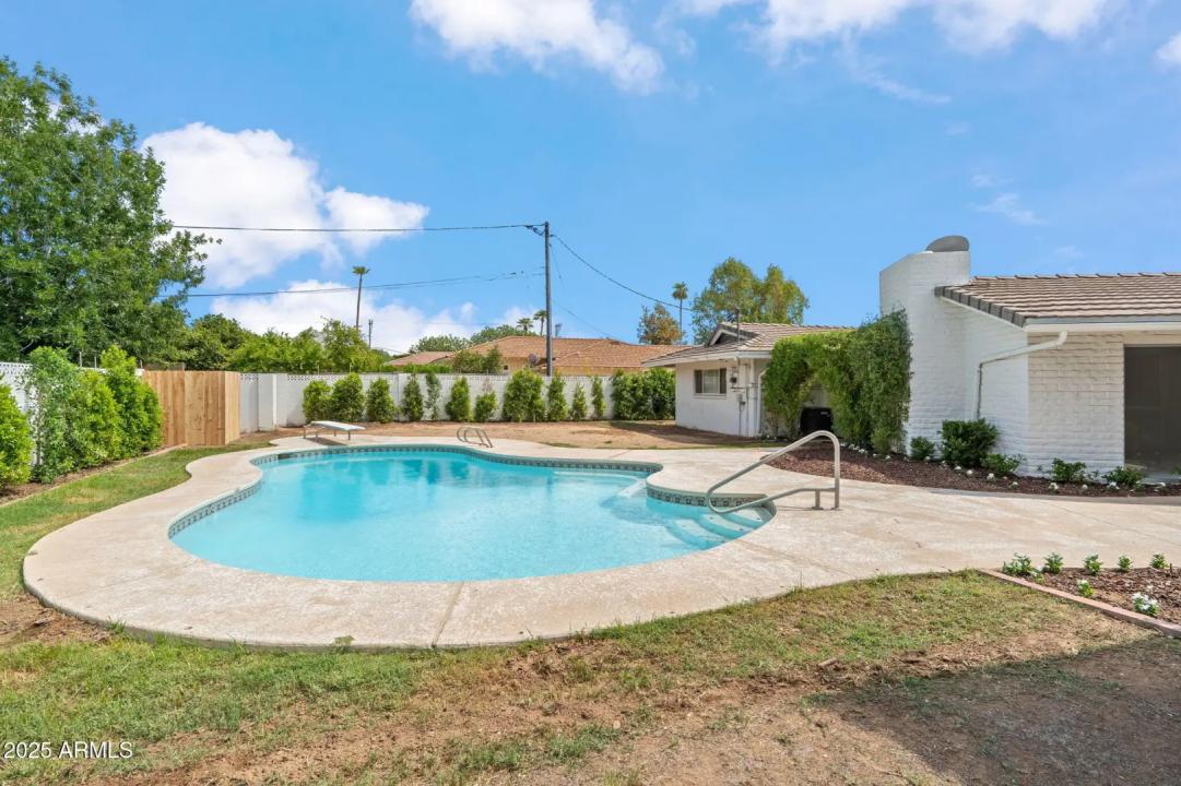 Real Estate Picture 55