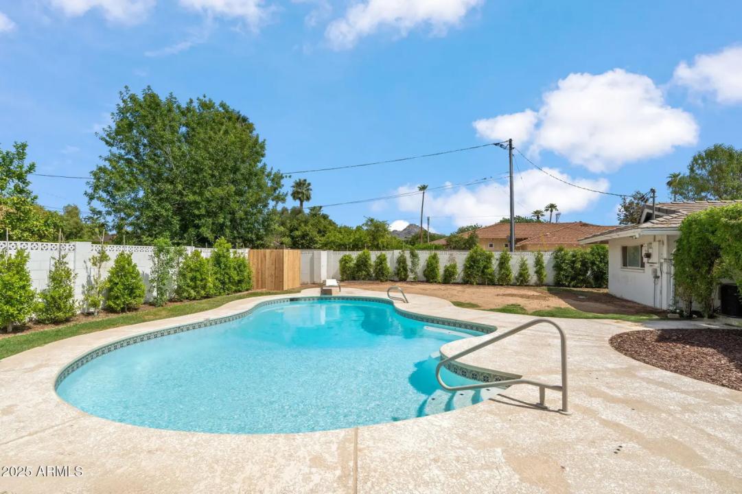 Real Estate Picture 56