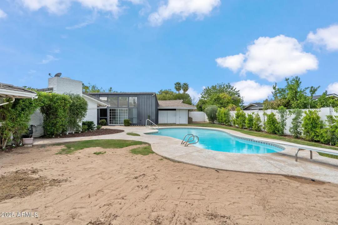 Real Estate Picture 58