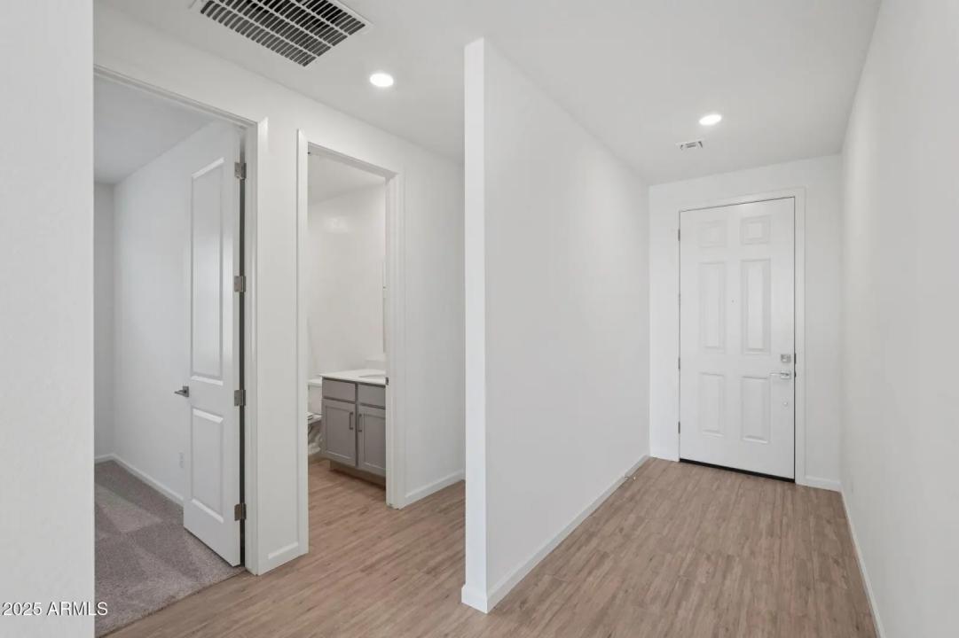 Real Estate Picture 15