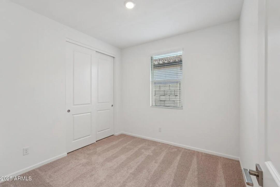 Real Estate Picture 19