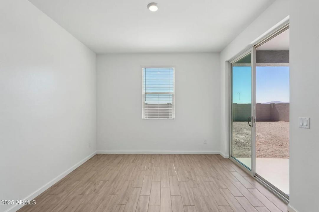 Real Estate Picture 23