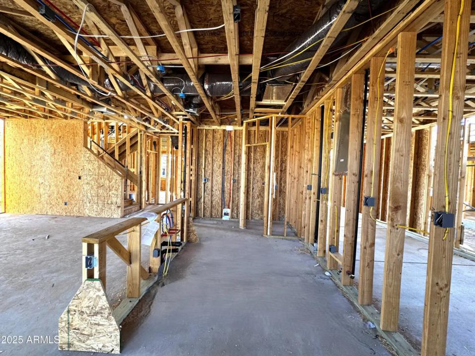 Real Estate Picture 9