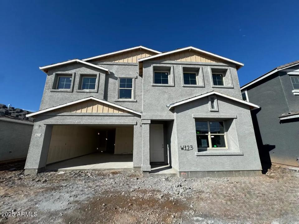 Real Estate Picture 2