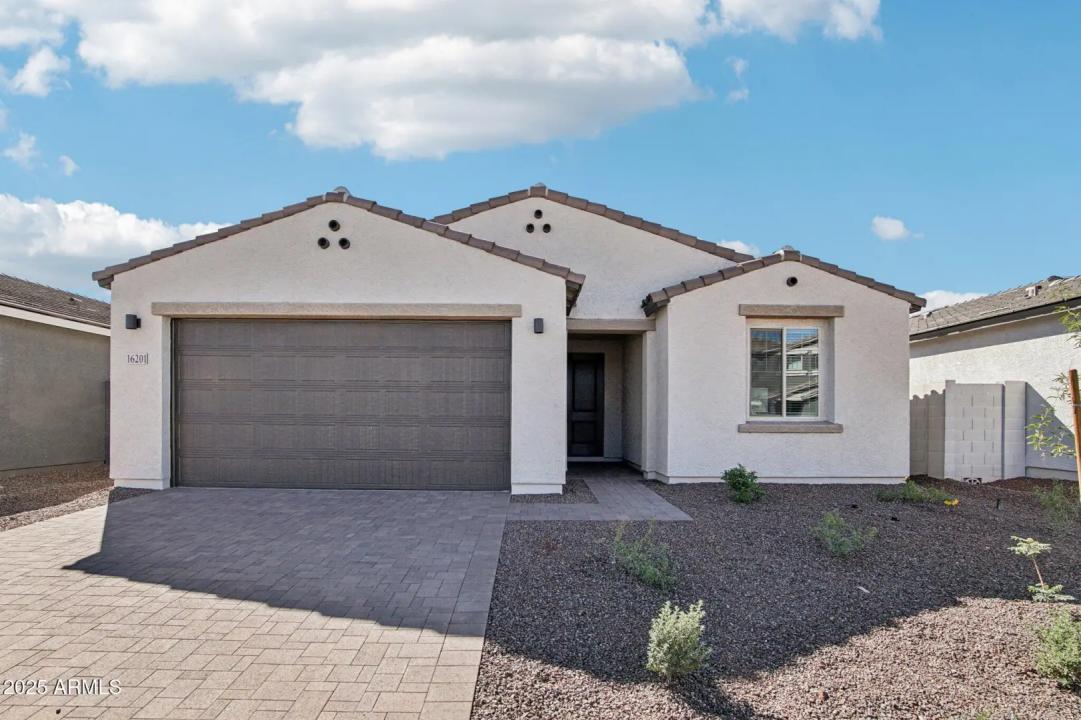 Real Estate Picture 2