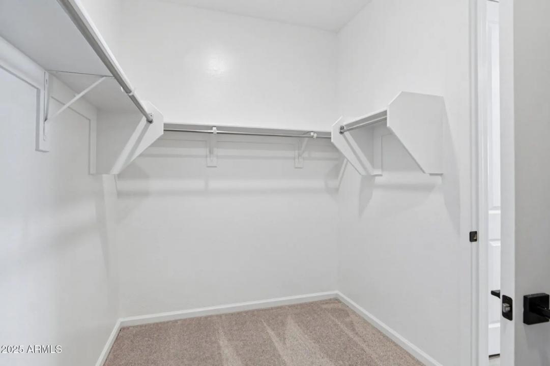 Real Estate Picture 18