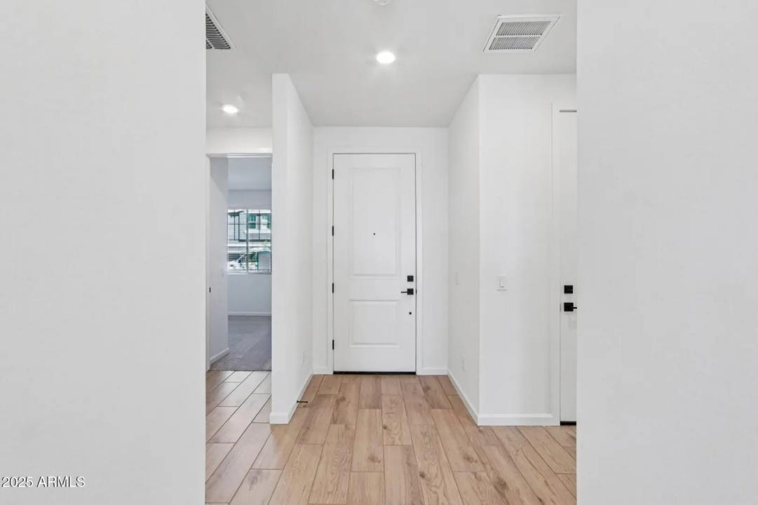 Real Estate Picture 20