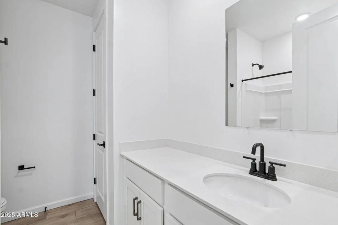 Real Estate Picture 26