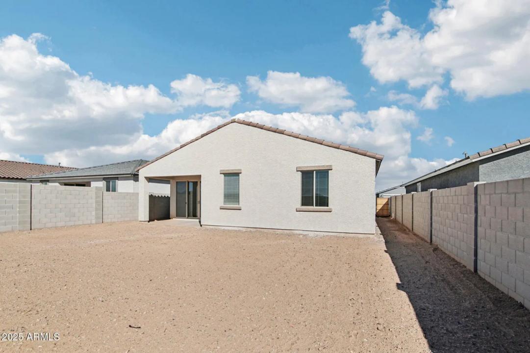 Real Estate Picture 34
