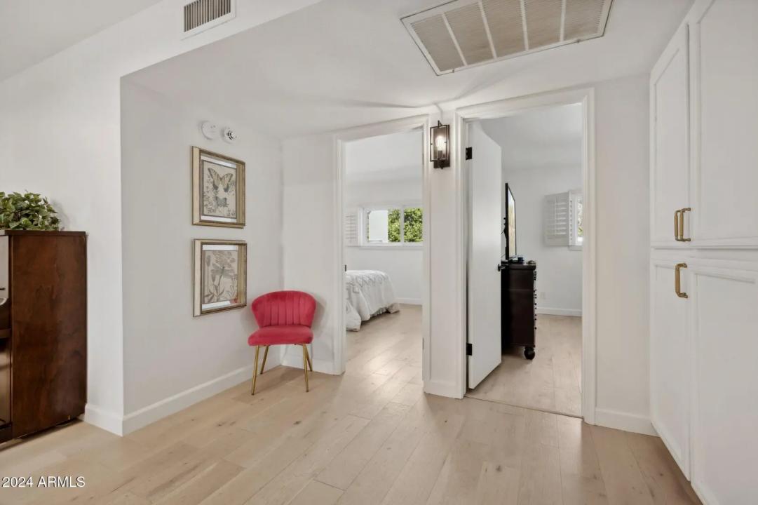 Real Estate Picture 21