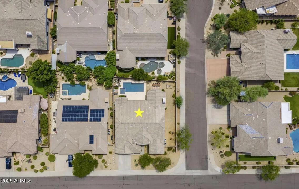 Real Estate Picture 29
