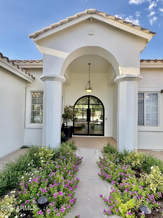 Real Estate Picture 5