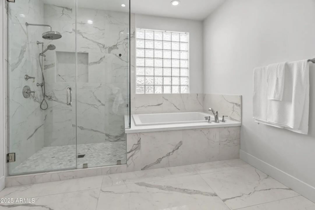Real Estate Picture 27