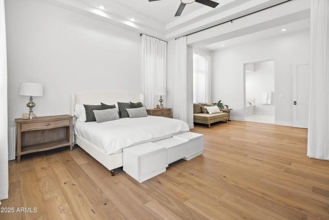 Real Estate Picture 23