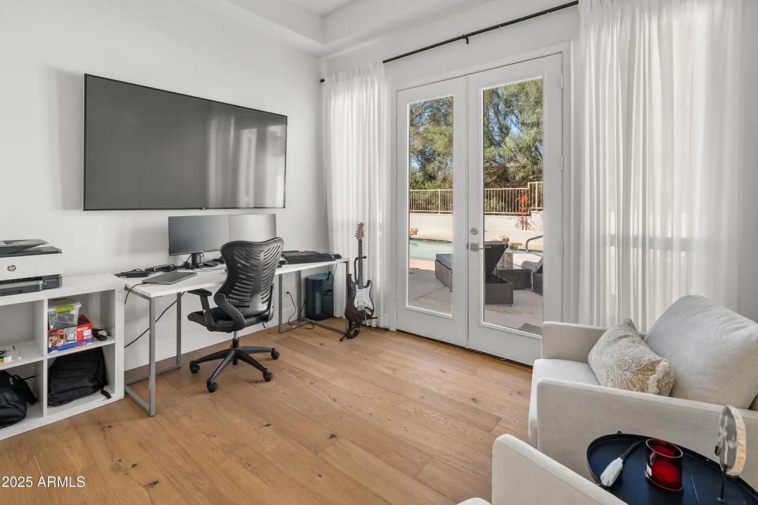Real Estate Picture 30