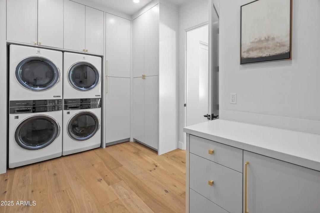 Real Estate Picture 31